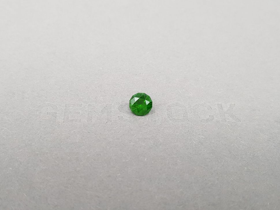 Russian demantoid with horse tail like inclusion 0.88 ct  Image №1
