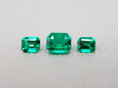 Set of Colombian vivid green emeralds 5.68 ct, GRS photo