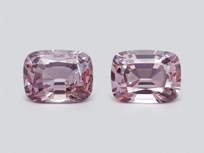 Par de espinelas de color púrpura grisáceo talla cojín 3,90 ct, Birmania photo