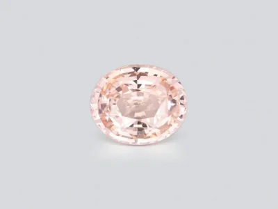 Saphir Padparadscha 4,03 carats, taille ovale, Madagascar photo