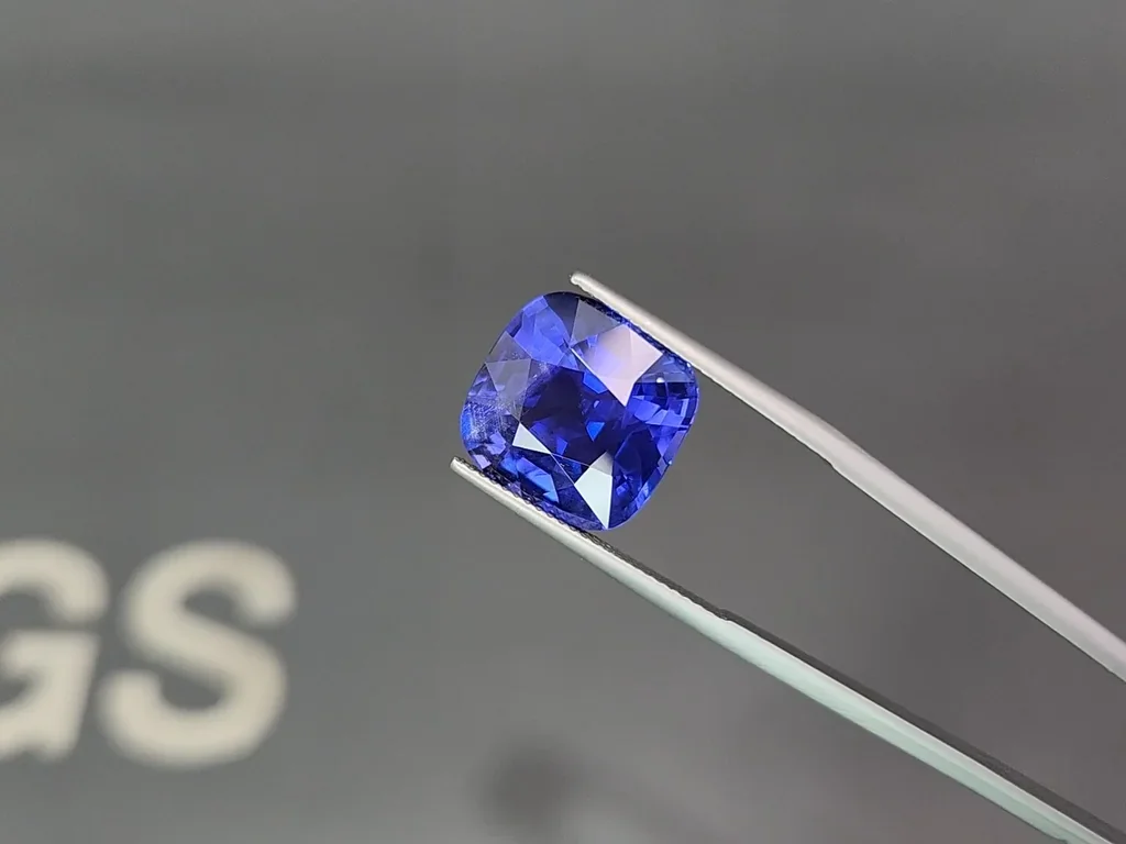 Unheated sapphire Royal Blue cushion cut 13.23 carats, Sri Lanka, GRS Image №3