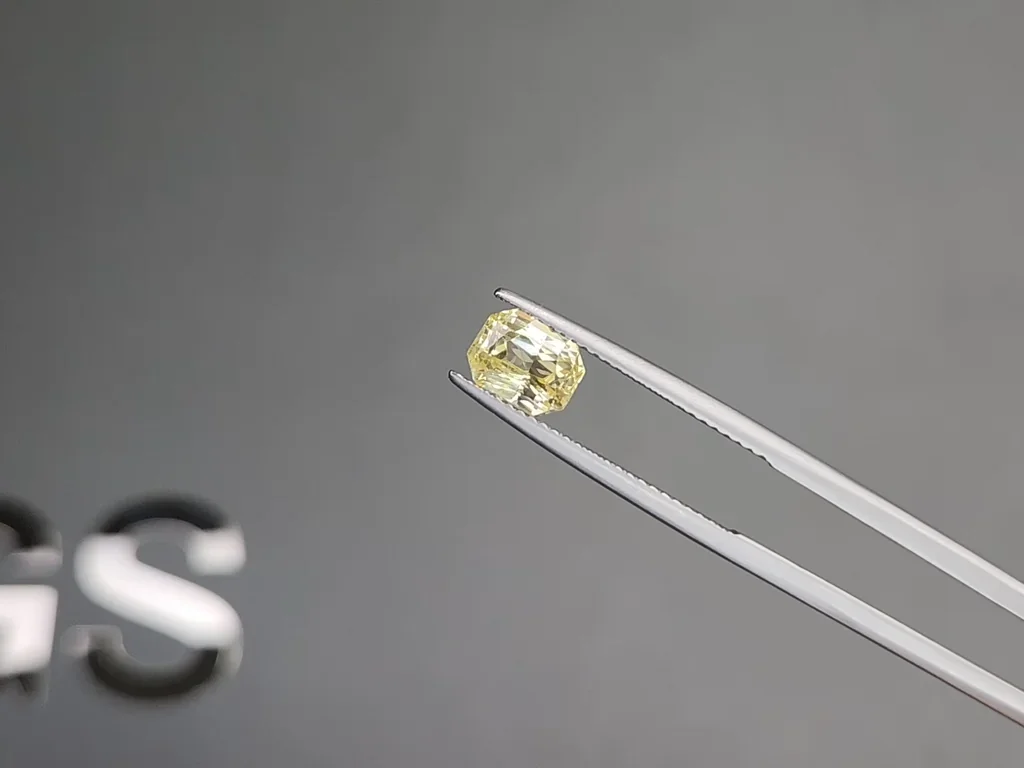 Unbeheizter pastellgelber Saphir im Radiantschliff, 2,00 ct, Sri Lanka  Image №3