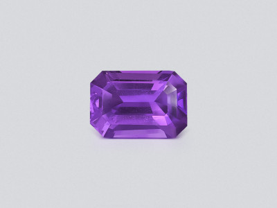 Unheated sapphire vivid-violet octagon cut 2.03 carats, Madagascar photo