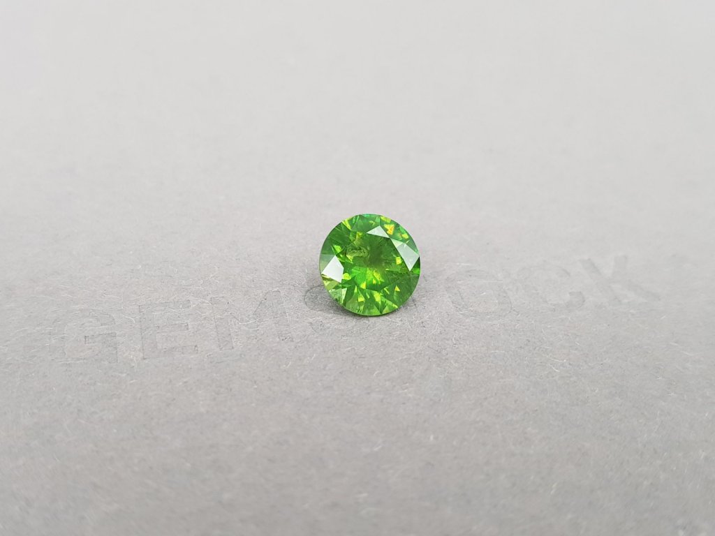 Sparkling russian demantoid with horse tail like inclusion 2.63 ct Image №2