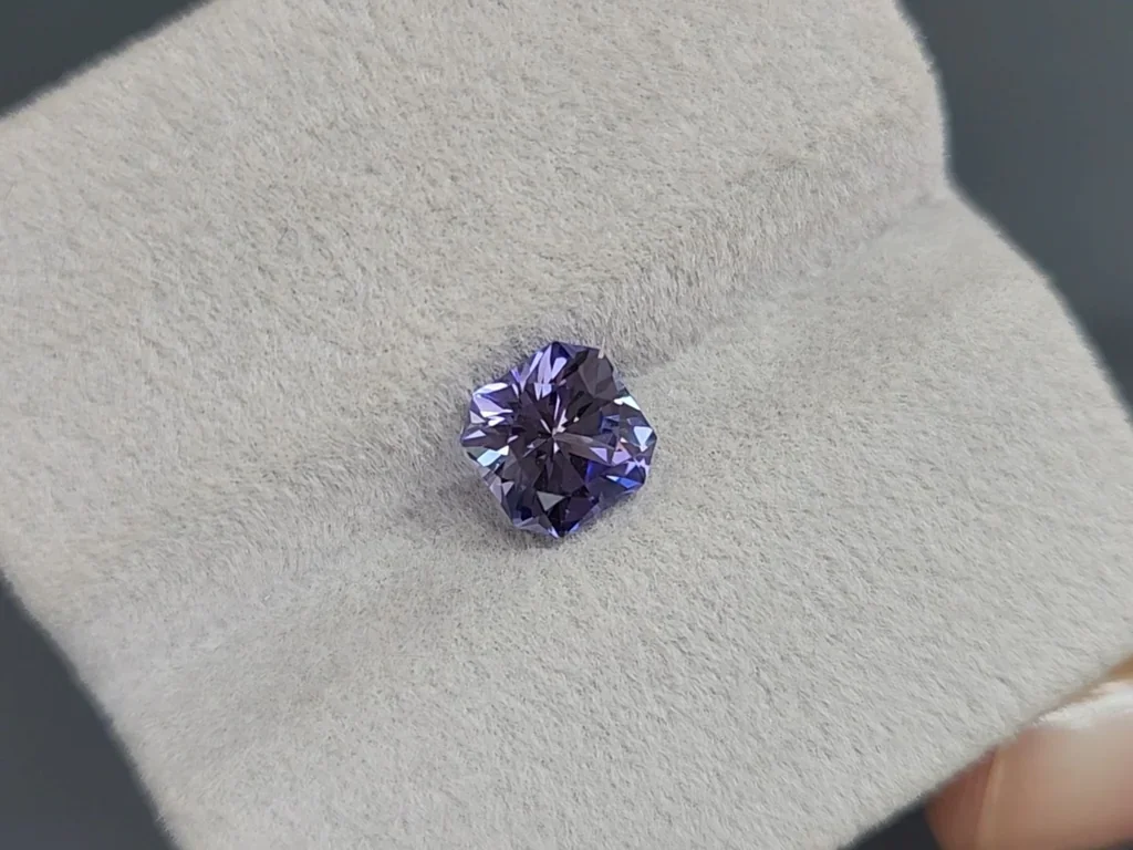Tanzanite radiant cut 1.70 carats, Tanzania Image №4