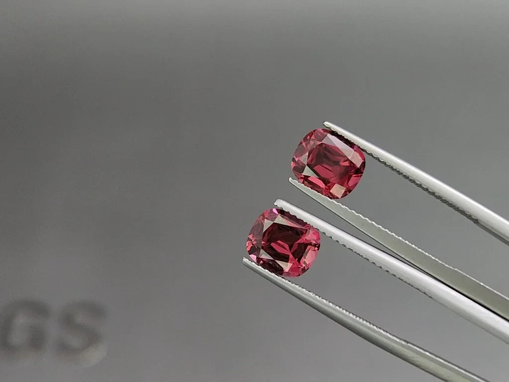 Satz rhodolith-granat im kissenschliff 6,50 karat,  Madagaskar Image №4