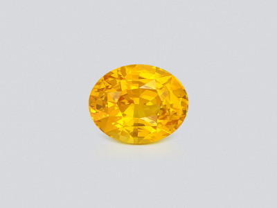Sapphire Vivid Yellow oval cut 2.02 carats, Sri Lanka photo