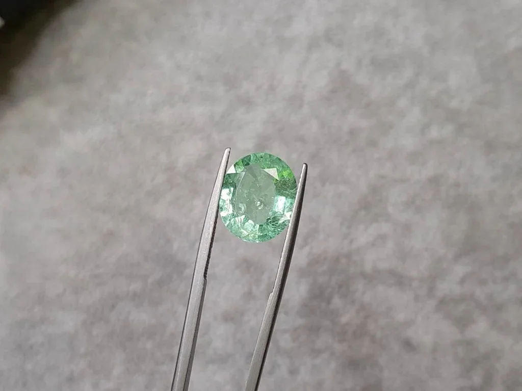 Paraiba-Turmalin im Ovalschliff, 6,05 Karat, Mosambik, GIA Image №3