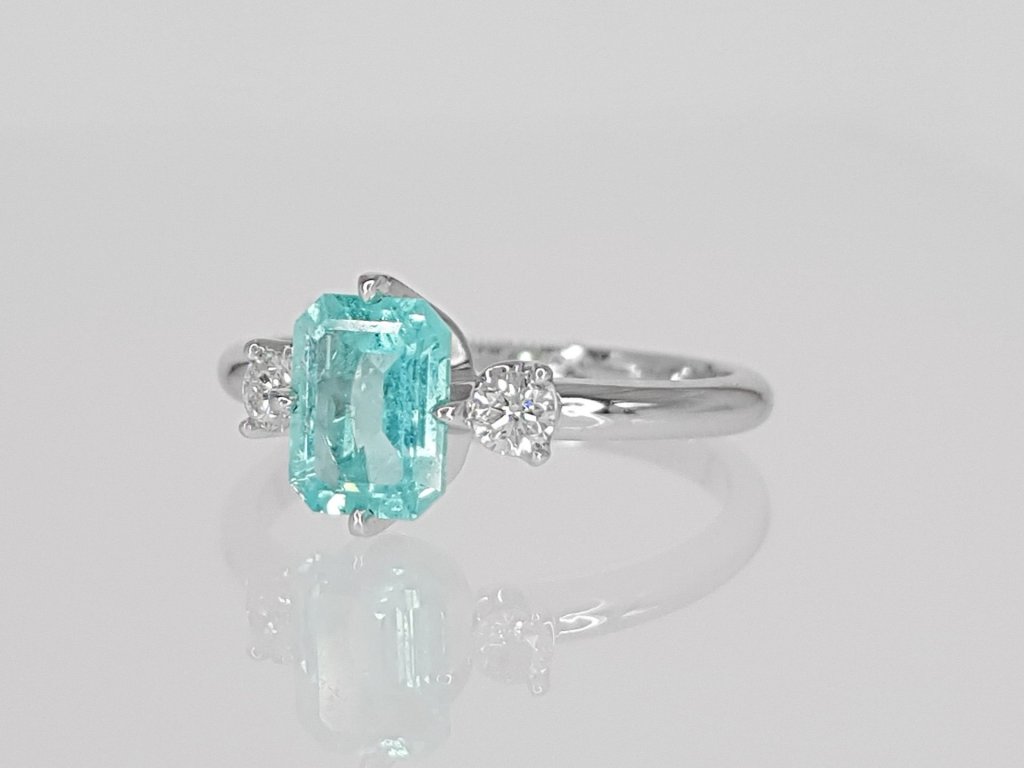 Ring with Paraiba tourmaline 1.00 ct  and diamonds in 18K white gold Image №3