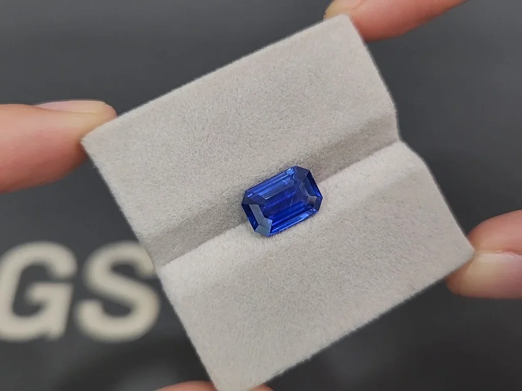 Saphir bleu taille octogonale 4,01 carats, Sri Lanka Image №4