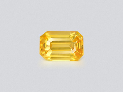 Saphir Vivid Yellow im oktagon-schliff 3,02 karat, Sri Lanka photo
