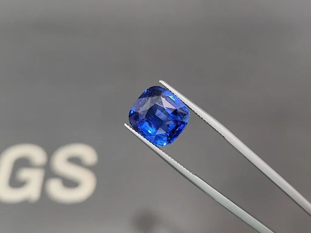 Saphir bleu royal taille coussin 13,12 ct, Sri Lanka  Image №3