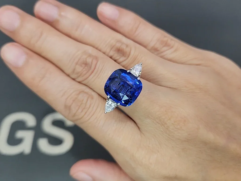 Saphir bleu royal taille coussin 13,12 ct, Sri Lanka  Image №5
