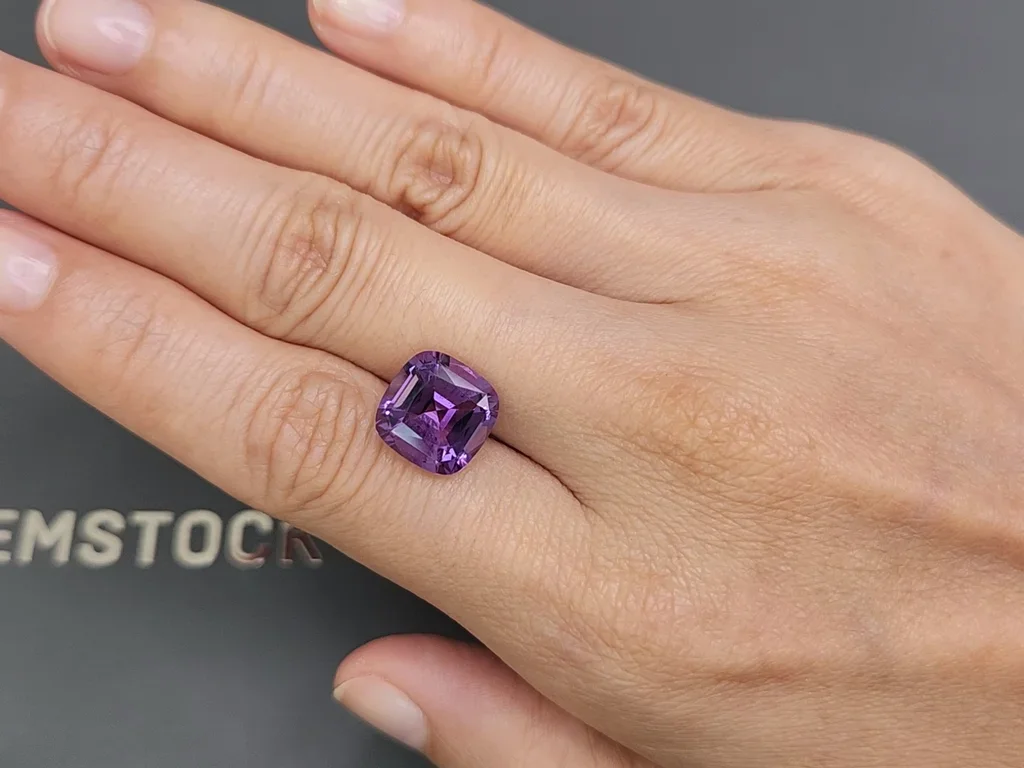 Cushion cut amethyst 4.99 carats, Brazil   Image №2