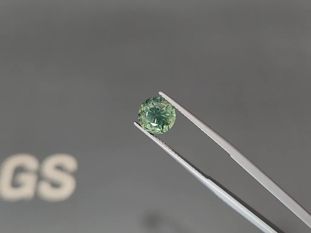 Zafiro verde azulado de talla redonda sin calentar, 4,00 quilates, Madagascar Image №3