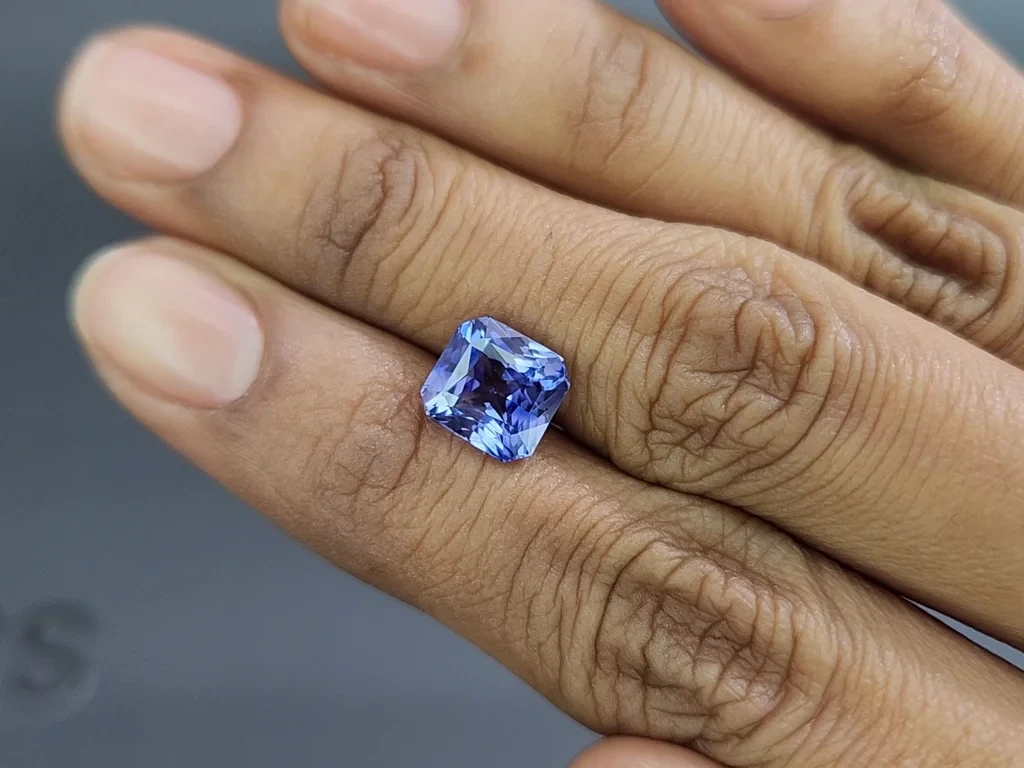 Saphir bleu taille radiant de 4,05 carats, Sri Lanka Image №2