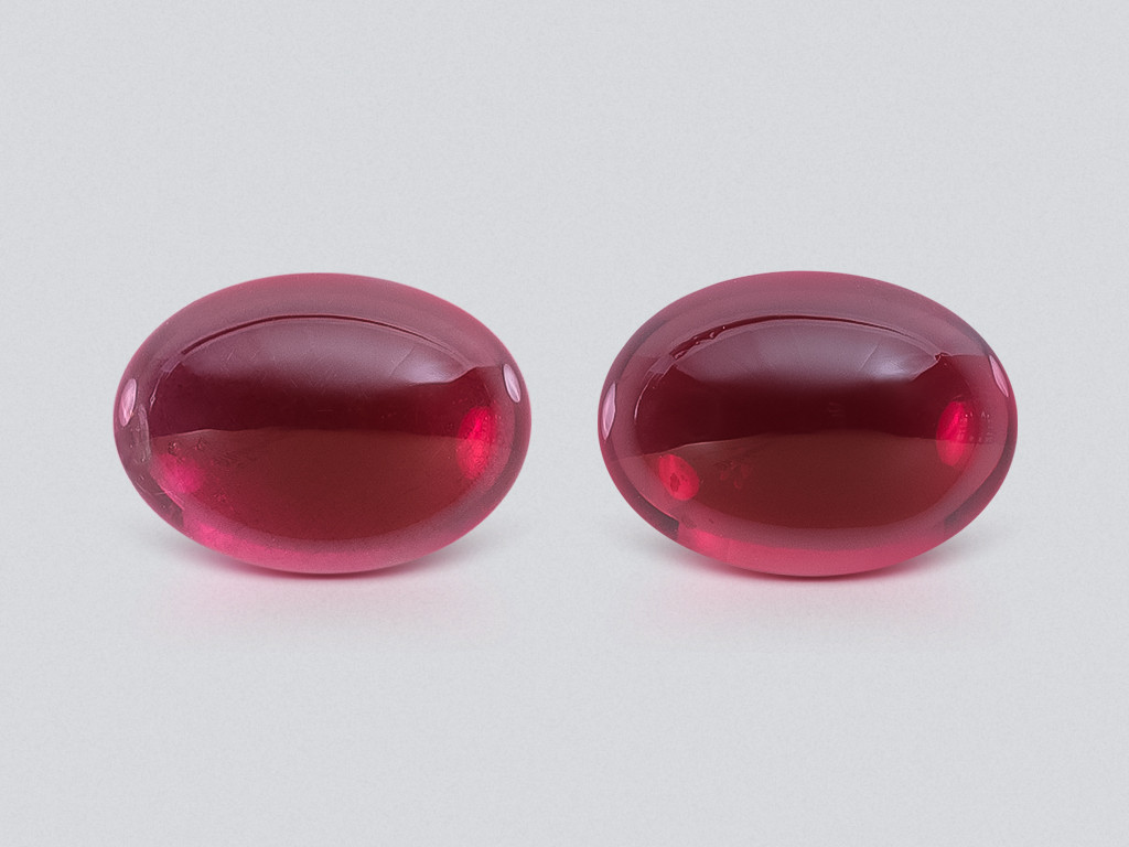Pair of garnets rhodolite cobachon cut 4.83 carats, Madagascar Image №1