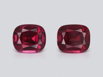 Paire de grenats rhodolites taille coussin 2,88 carat, Madagascar photo
