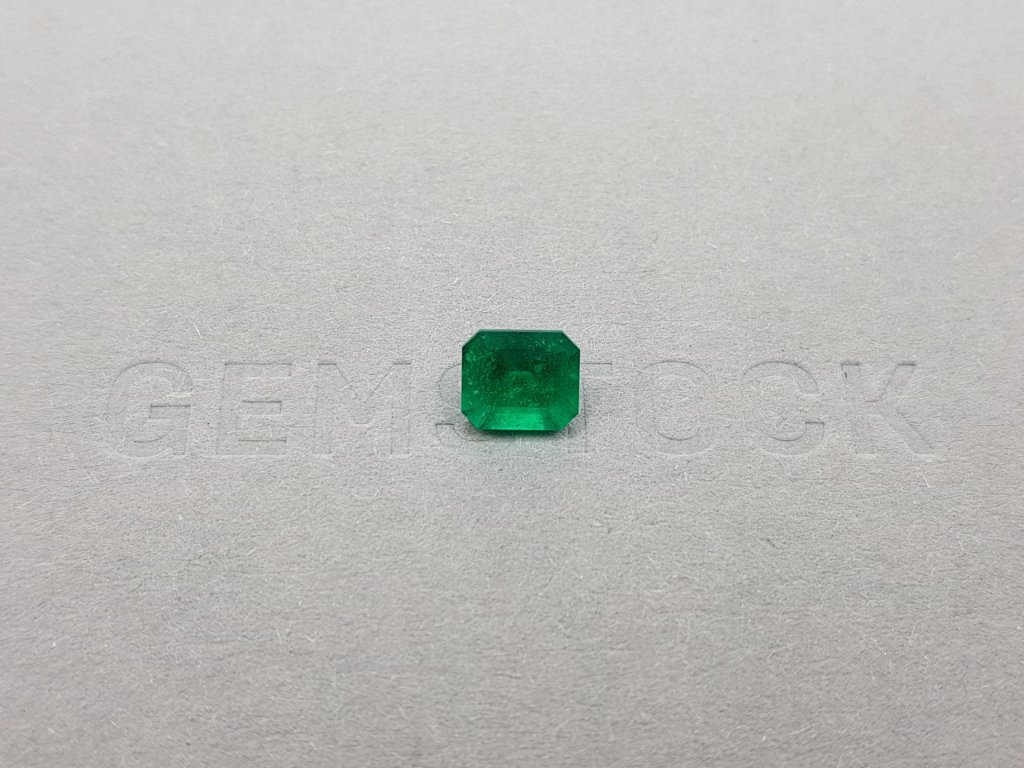 Intense emerald octagon cut 1.32 ct, Colombia Image №1