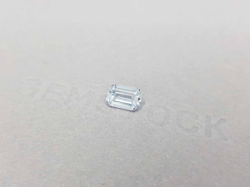 Unheated white sapphire in octagon cut 1.52 ct, Sri Lanka Image №3