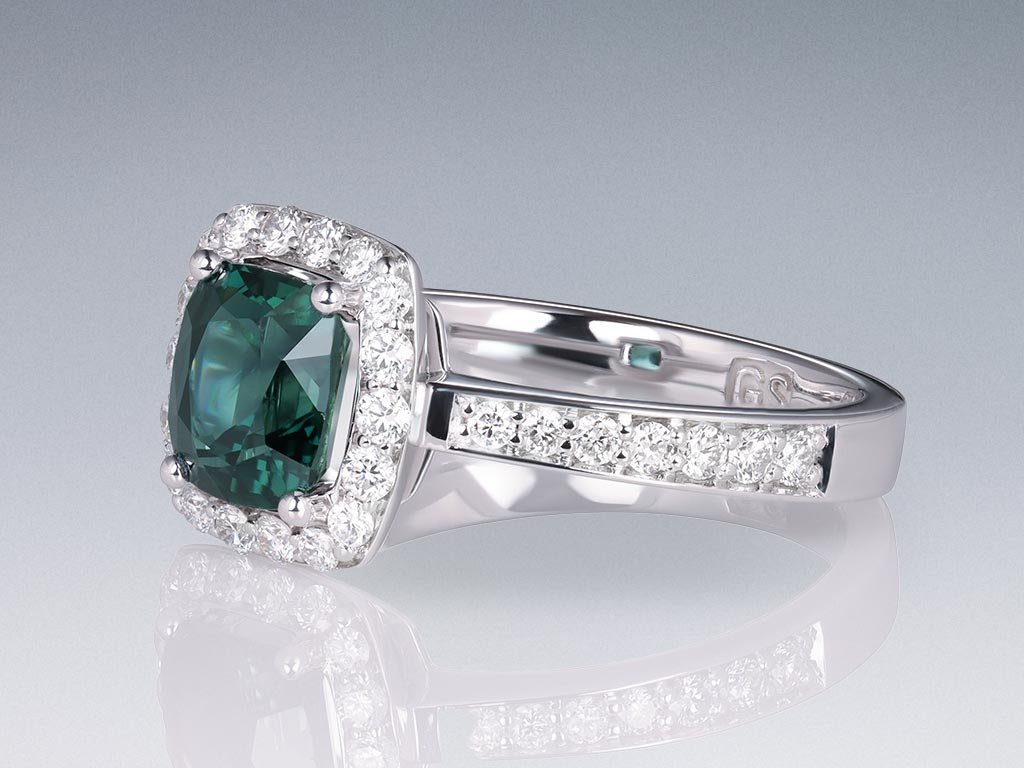Ring with untreated Teal sapphire 1.53 ct  and diamonds in 18K gold white Image №3