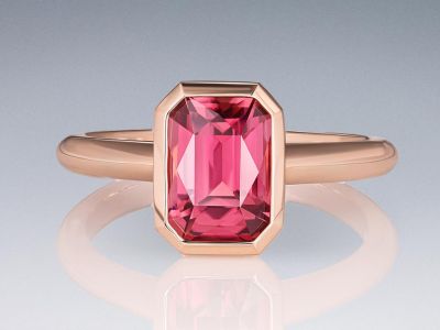 Ring with rubellite tourmaline 2.84 ct in 18K rose gold photo