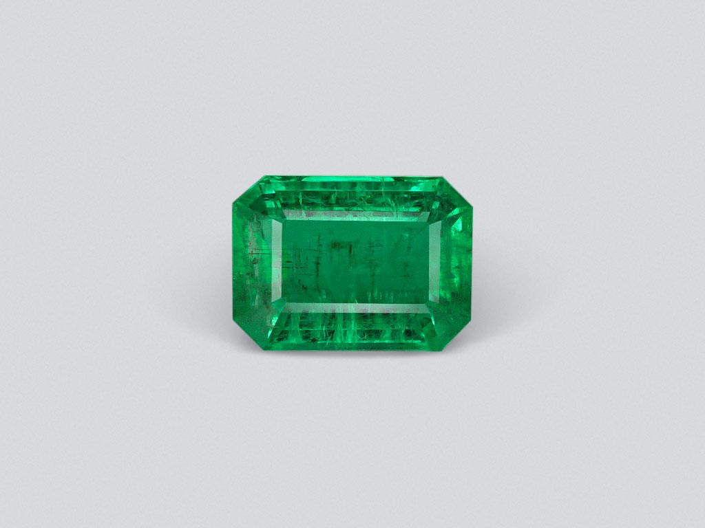 Vivid Green emerald 3.97 carats in octagon cut, Zambia Image №1