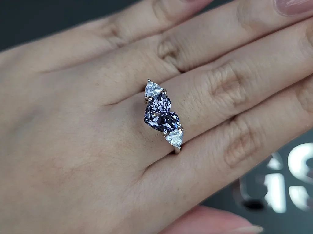 Spinelle gris acier taille cœur de 2,33 carats, Birmanie Image №5