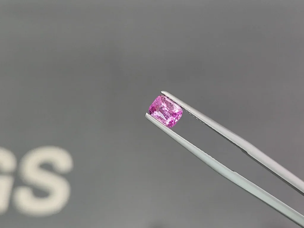 Unbeheizter pastellrosa saphir im kissenschliff 1,02 carats, Madagaskar Image №3