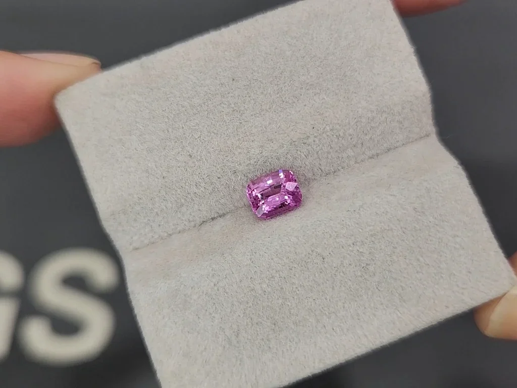 Unbeheizter pastellrosa saphir im kissenschliff 1,02 carats, Madagaskar Image №4