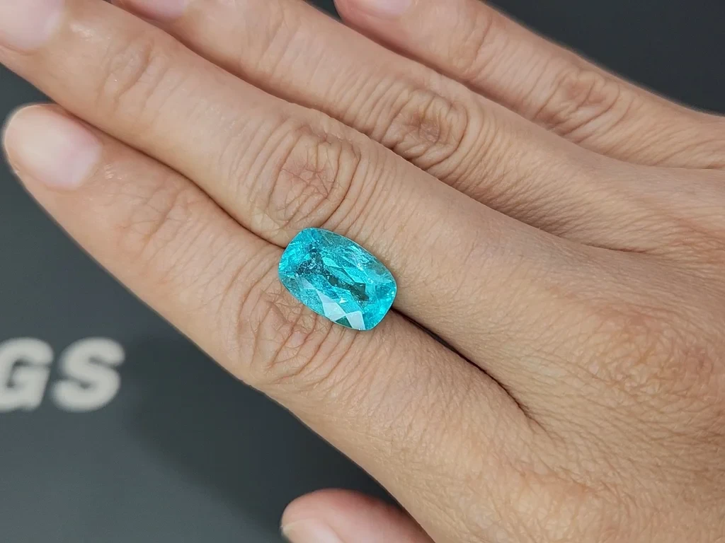 Neonblau Paraíba turmalin im cushion schliff 5,26 karat, Brasilien Image №2