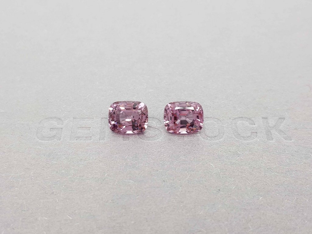 Pair of purple-pink cushion cut spinels 3.80 ct, Burma Image №1