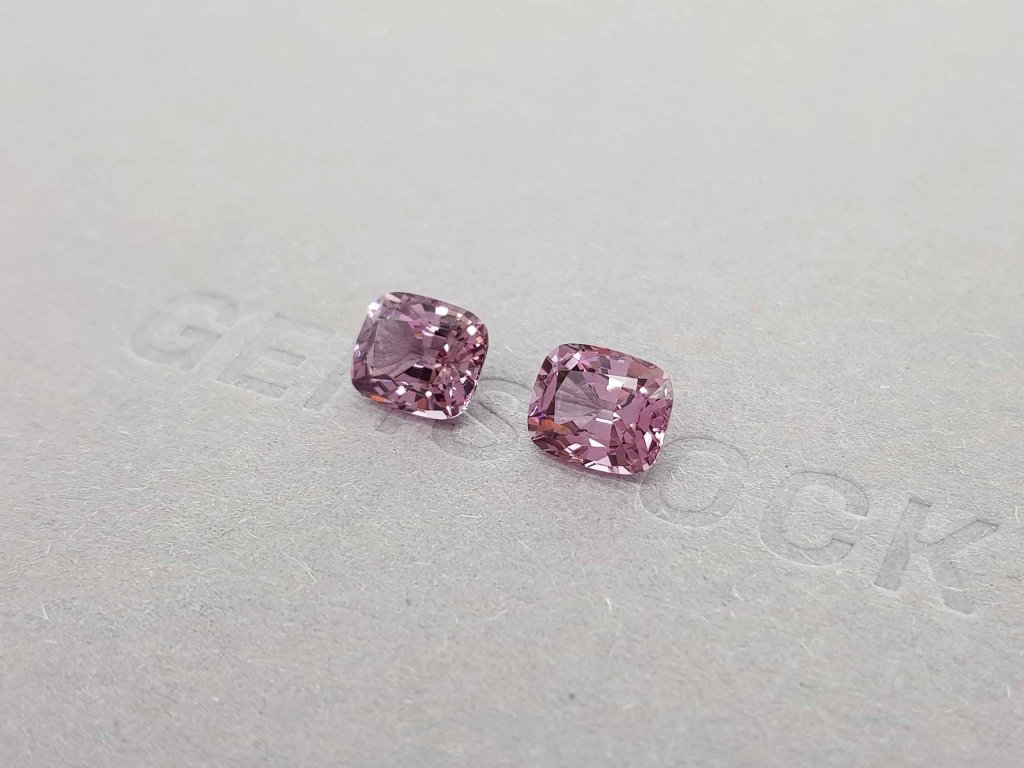 Pair of purple-pink cushion cut spinels 3.80 ct, Burma Image №3