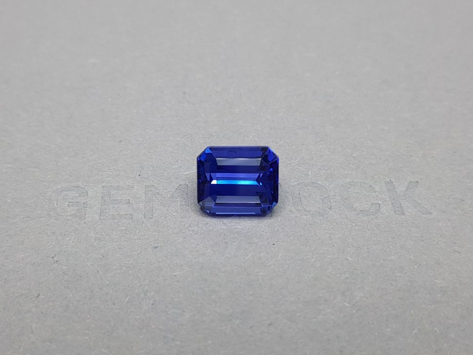 Intense blue octagon cut tanzanite 5.55 ct Image №1