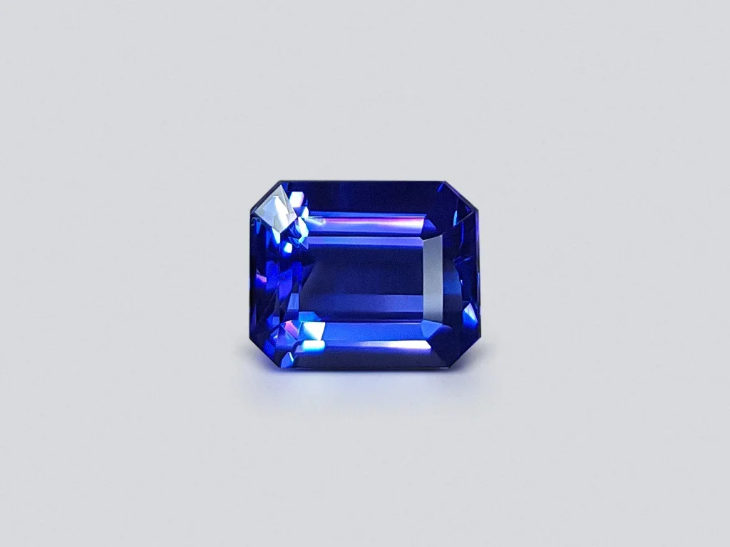 Intense blue octagon cut tanzanite 5.55 ct Image №1