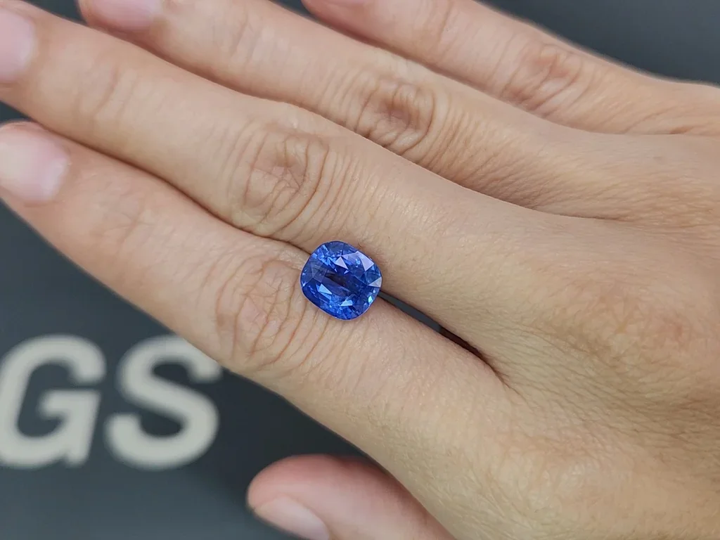 Saphir bleu taille coussin non chauffé de 5,14 carats, Sri Lanka Image №2