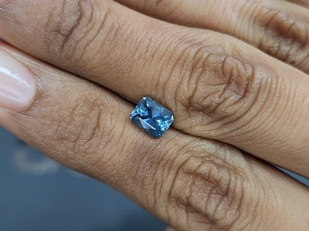 Aigue-marine Santa Maria taille radiant 1,19 carat, Madagascar Image №2
