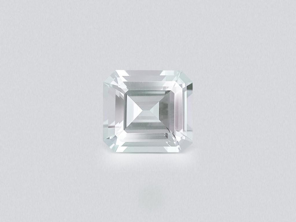 Kunzite light green octagon cut 7.43 carats, Pakistan Image №1