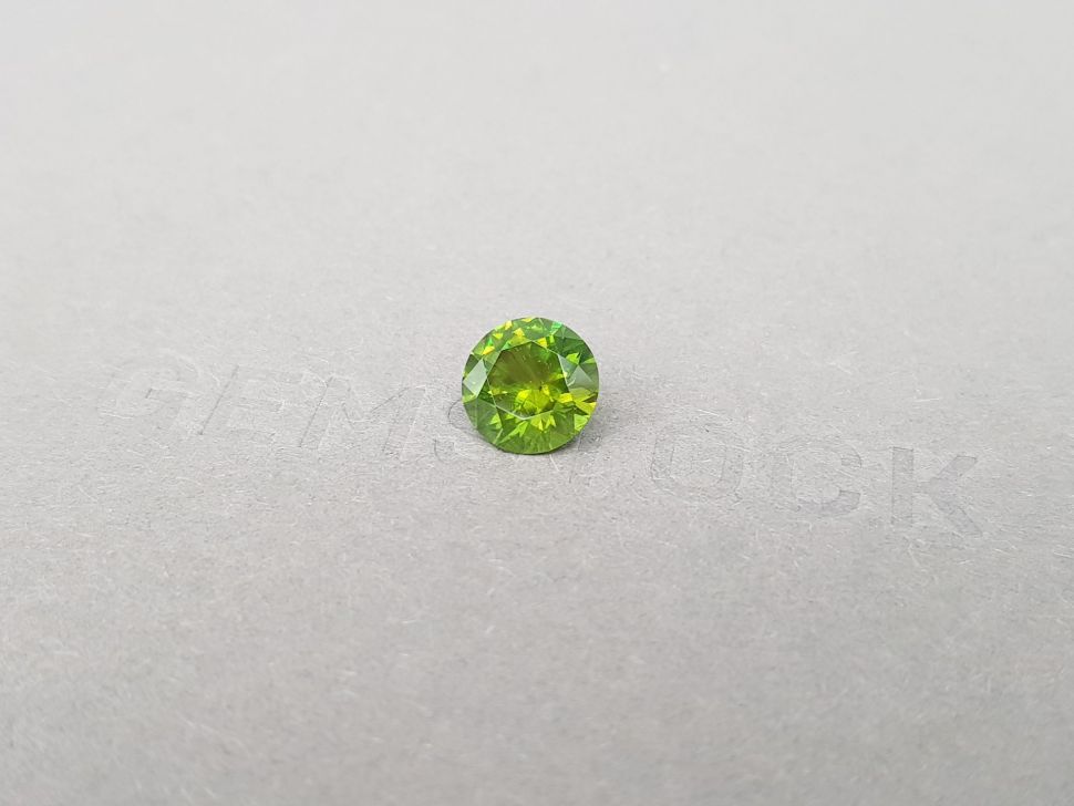 Demantoid with horse tail like inclusion1.96 ct, Ural Mountains  Image №3