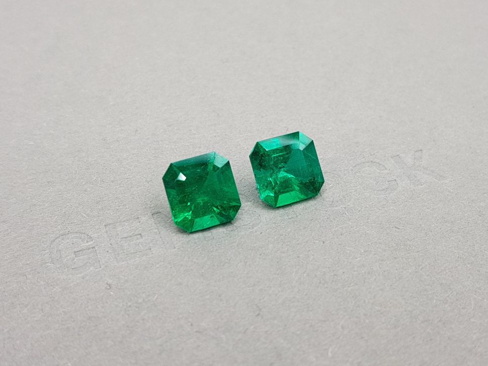 Intense pair of "Muzo Green" emeralds octagon cut 4.75 ct, Colombia Image №2