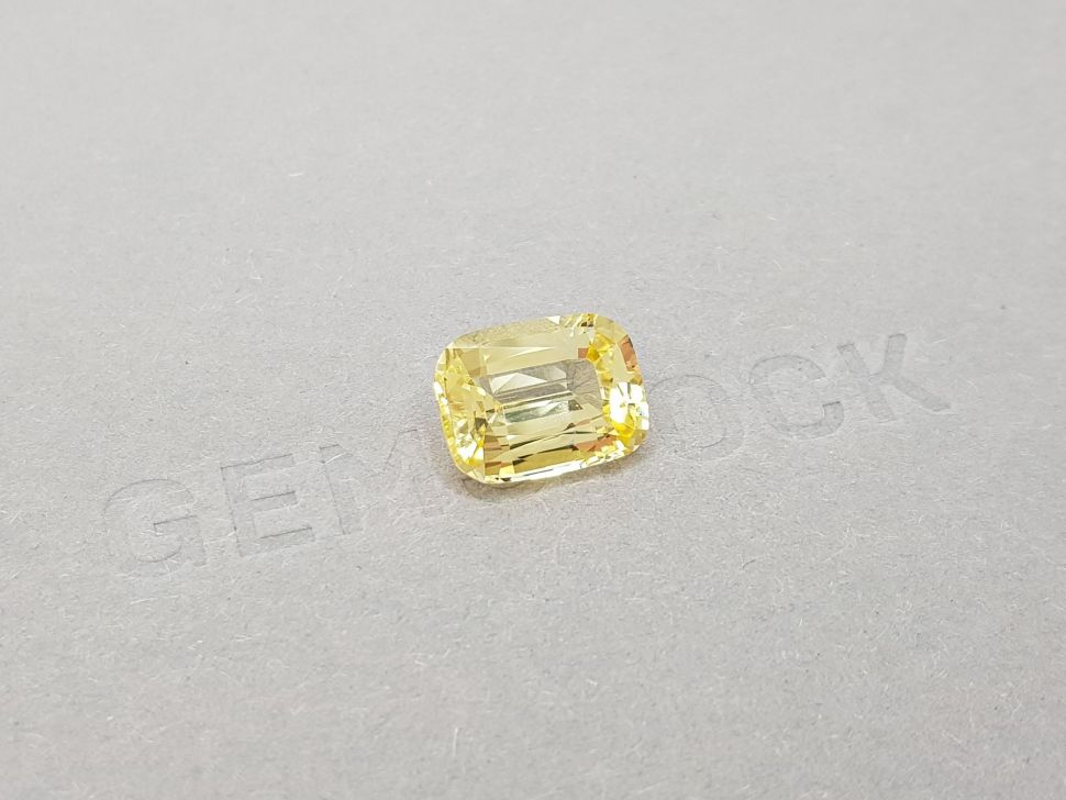 Yellow unheated cushion cut sapphire 5.57 ct, Sri Lanka Image №2