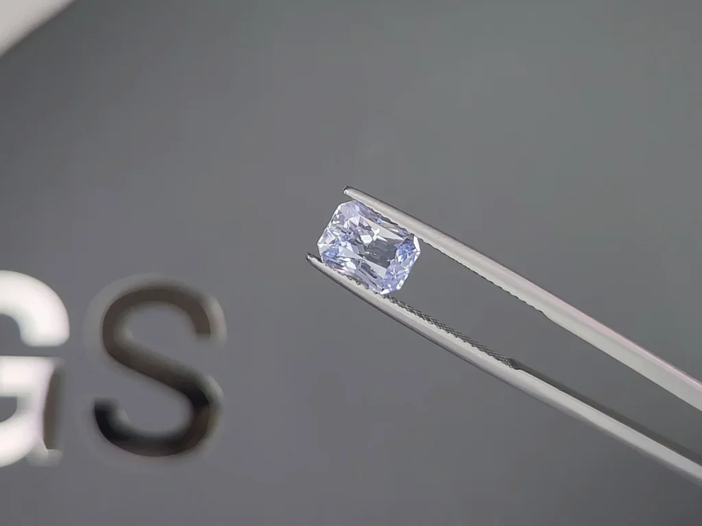 Saphir taille radiant bleu pastel 2,06 carats, Sri Lanka Image №3