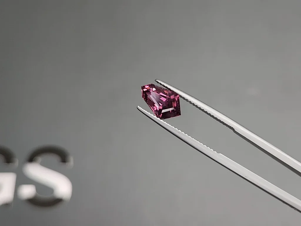 Purple spinel in fancy cut 2.18 carats, Burma Image №3