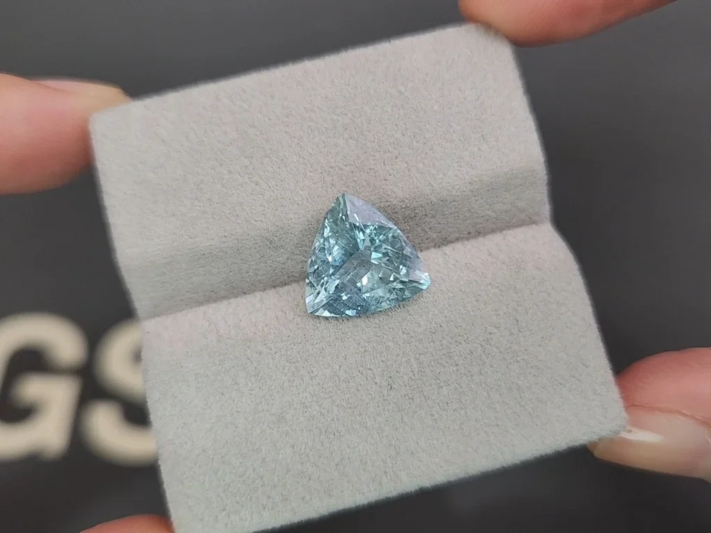 Aquamarin im trillionschliff 3,94 karats, Brazil Image №4