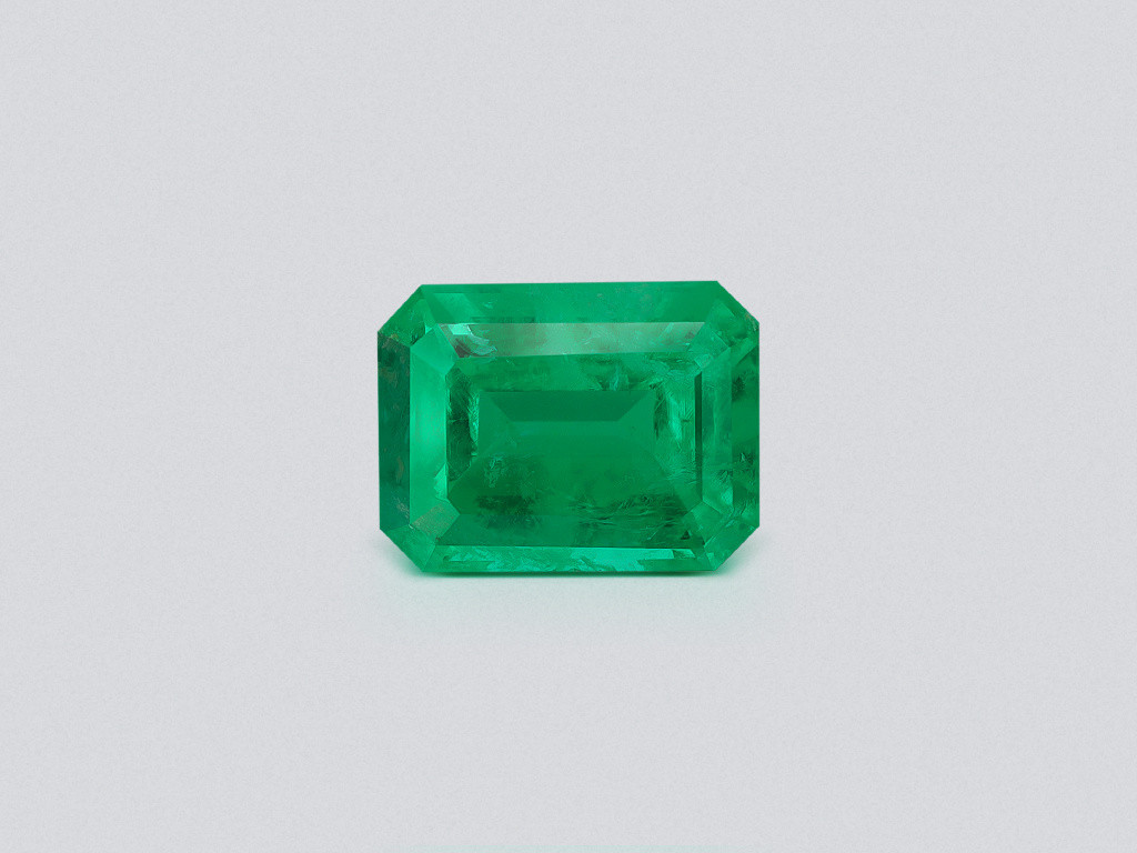Émeraude octogonale vert vif de 1,54 carat, Pakistan Image №1