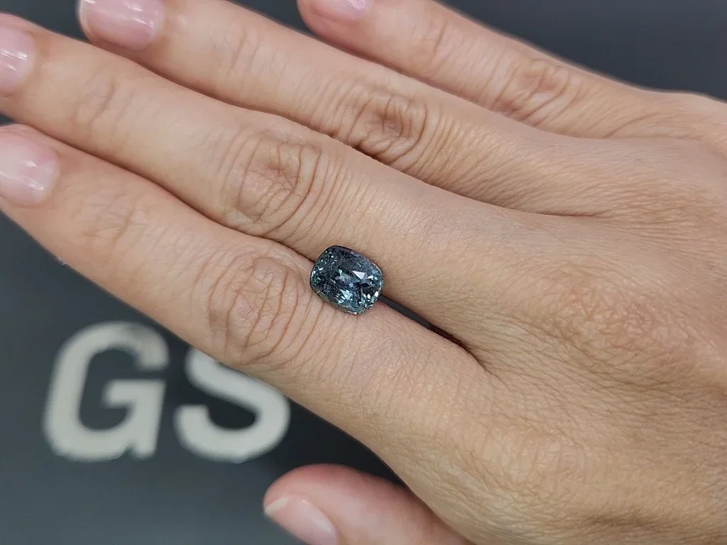 Unbeheizter blaugrüner saphir im kissenschliff 3,66 karats, Sri Lanka Image №2