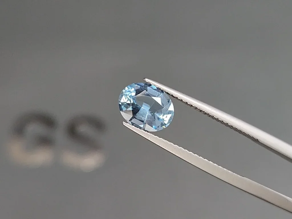 Aquamarine oval cut 1.40 carats, Madagascar Image №3