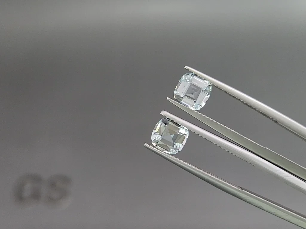 Set aus kissenförmig geschliffenen aquamarinen 3,70 karat, Madagaskar Image №3