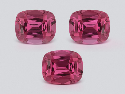 Set of garnets rhodolite cushion cut 2.66 carats,  Madagascar photo