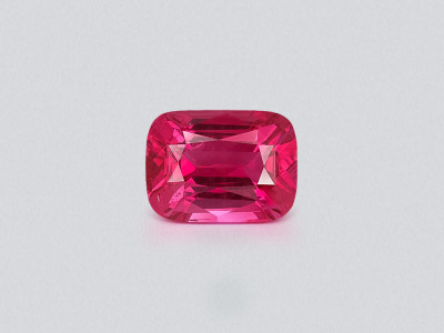 Spinelle de Mahenge rose vif taille coussin 4,00 carats, Tanzanie photo